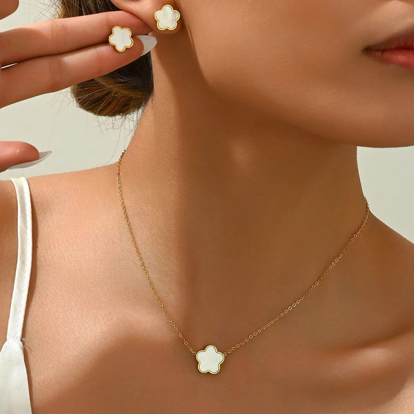 Gold Plated Five Leaf Clover Jewelry Set - Necklace, Rings & Dangle Earrings Lucky Flower Gift - View #2
