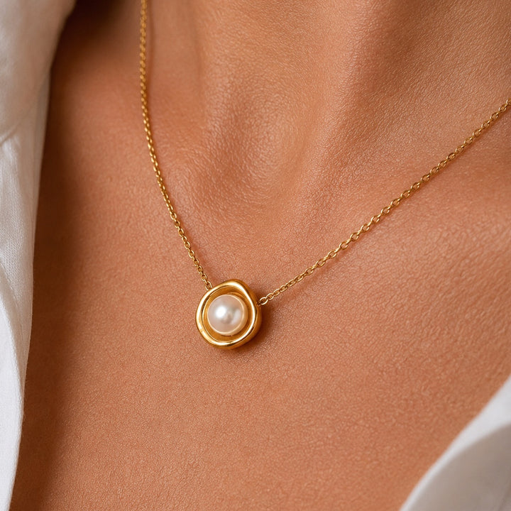 Aurelia Pearl Necklace