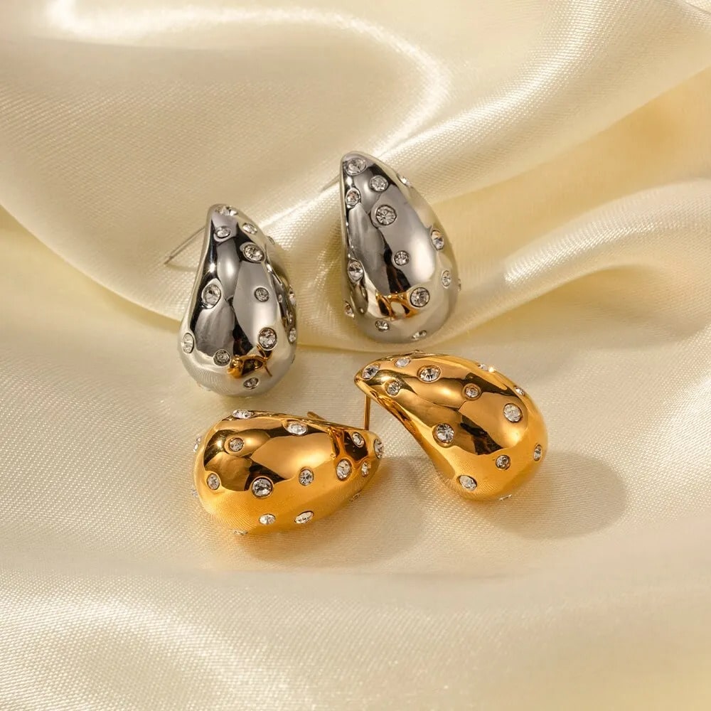 Tara Teardrop Diamond Earrings