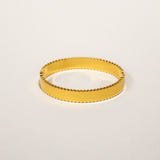 Bella Five Clover Colour Solid Bangle